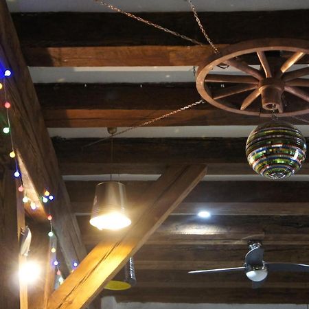 Urban Van Glamping Riga Ngoại thất bức ảnh