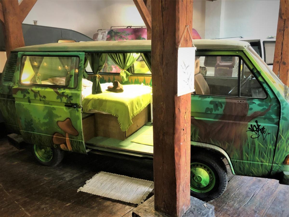 Urban Van Glamping Riga Ngoại thất bức ảnh
