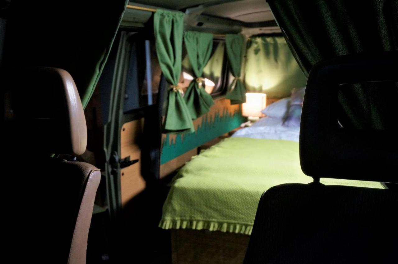 Urban Van Glamping Riga Ngoại thất bức ảnh