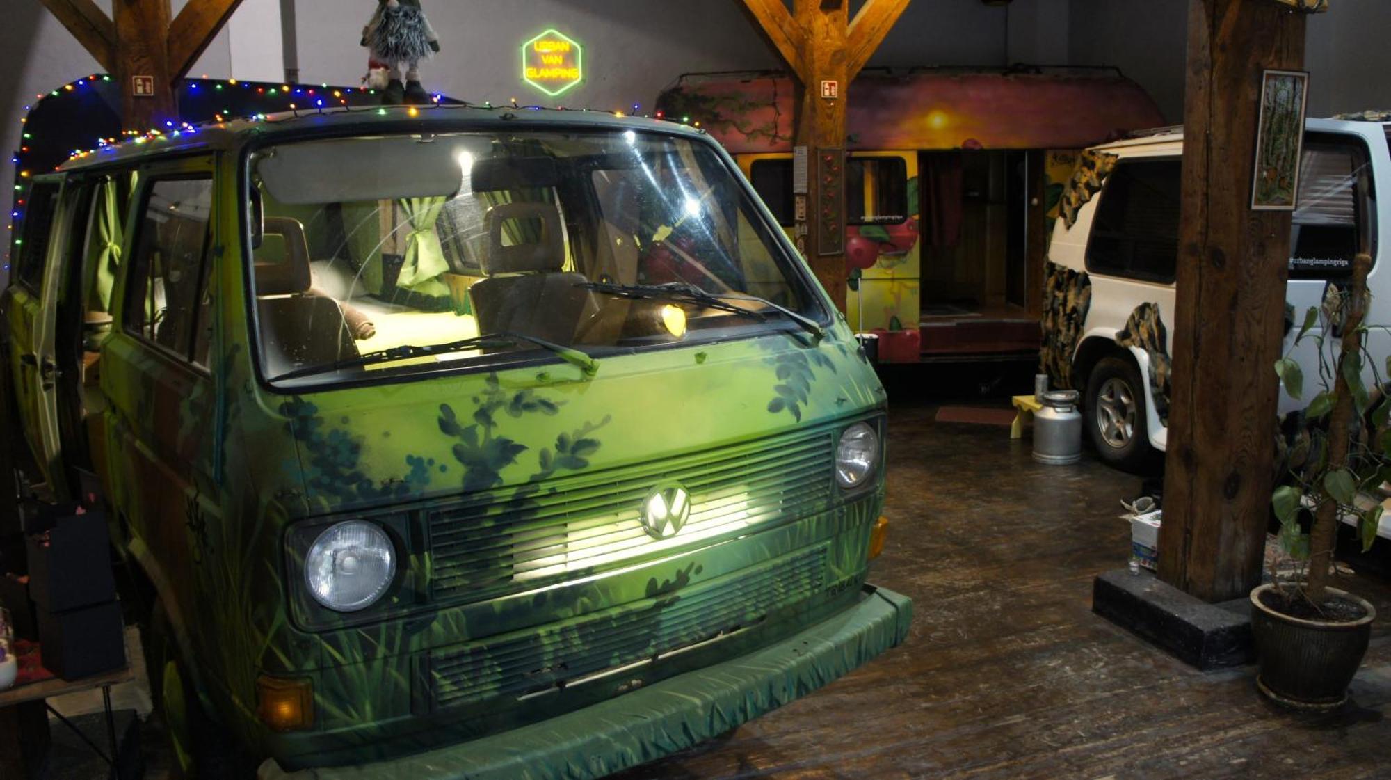 Urban Van Glamping Riga Ngoại thất bức ảnh
