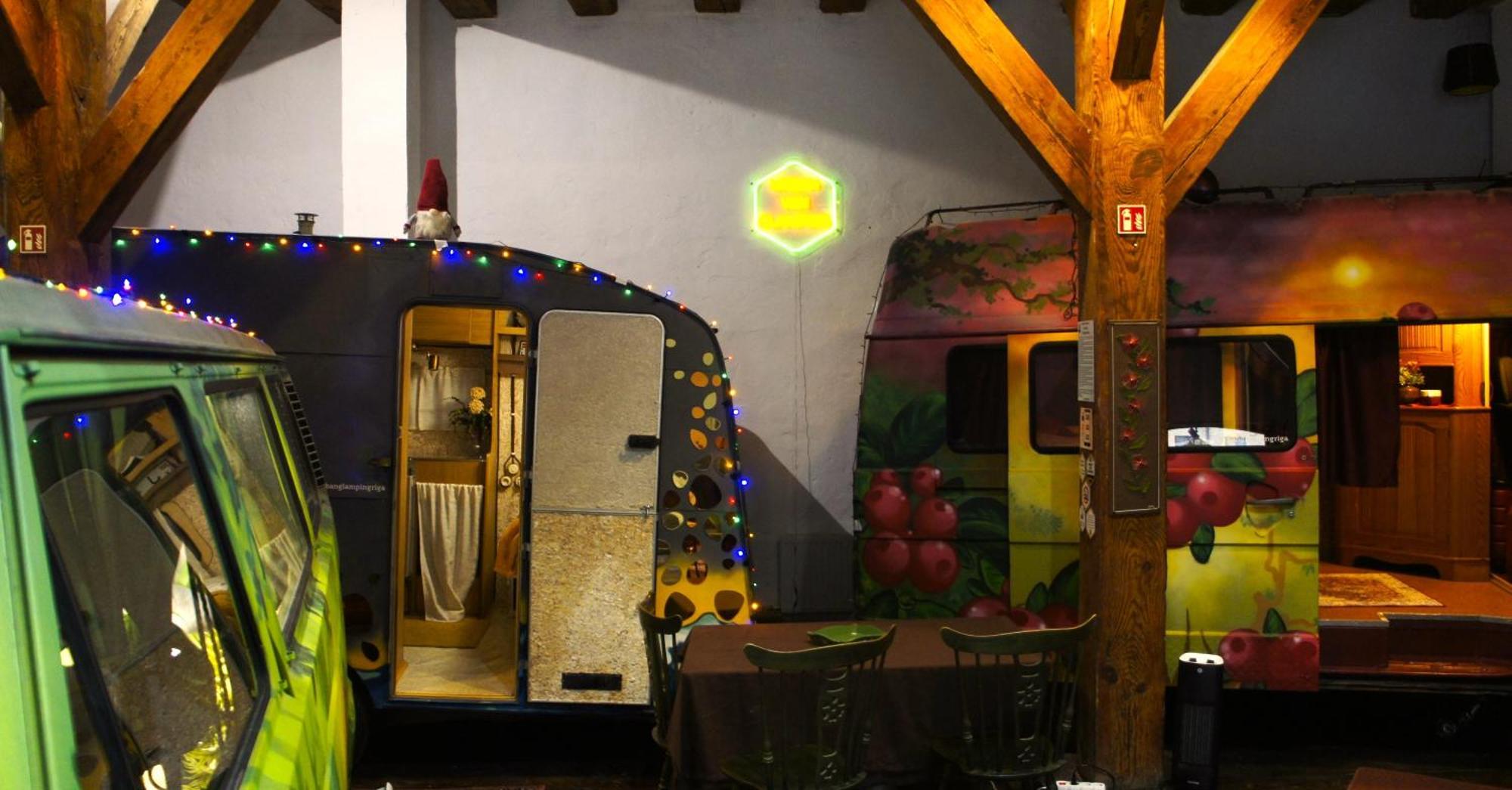 Urban Van Glamping Riga Ngoại thất bức ảnh