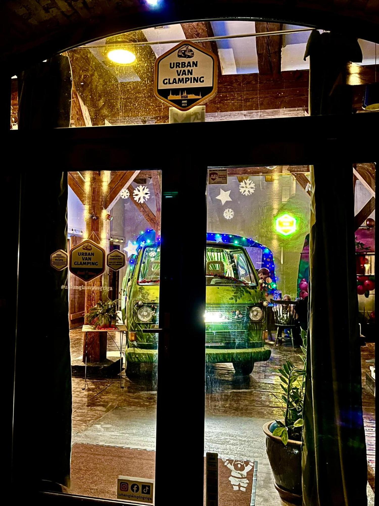 Urban Van Glamping Riga Ngoại thất bức ảnh