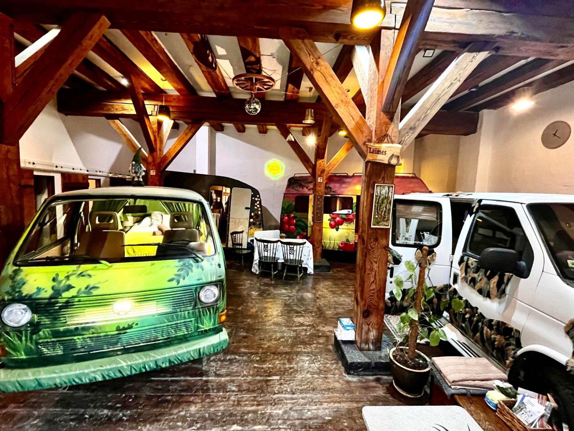 Urban Van Glamping Riga Ngoại thất bức ảnh