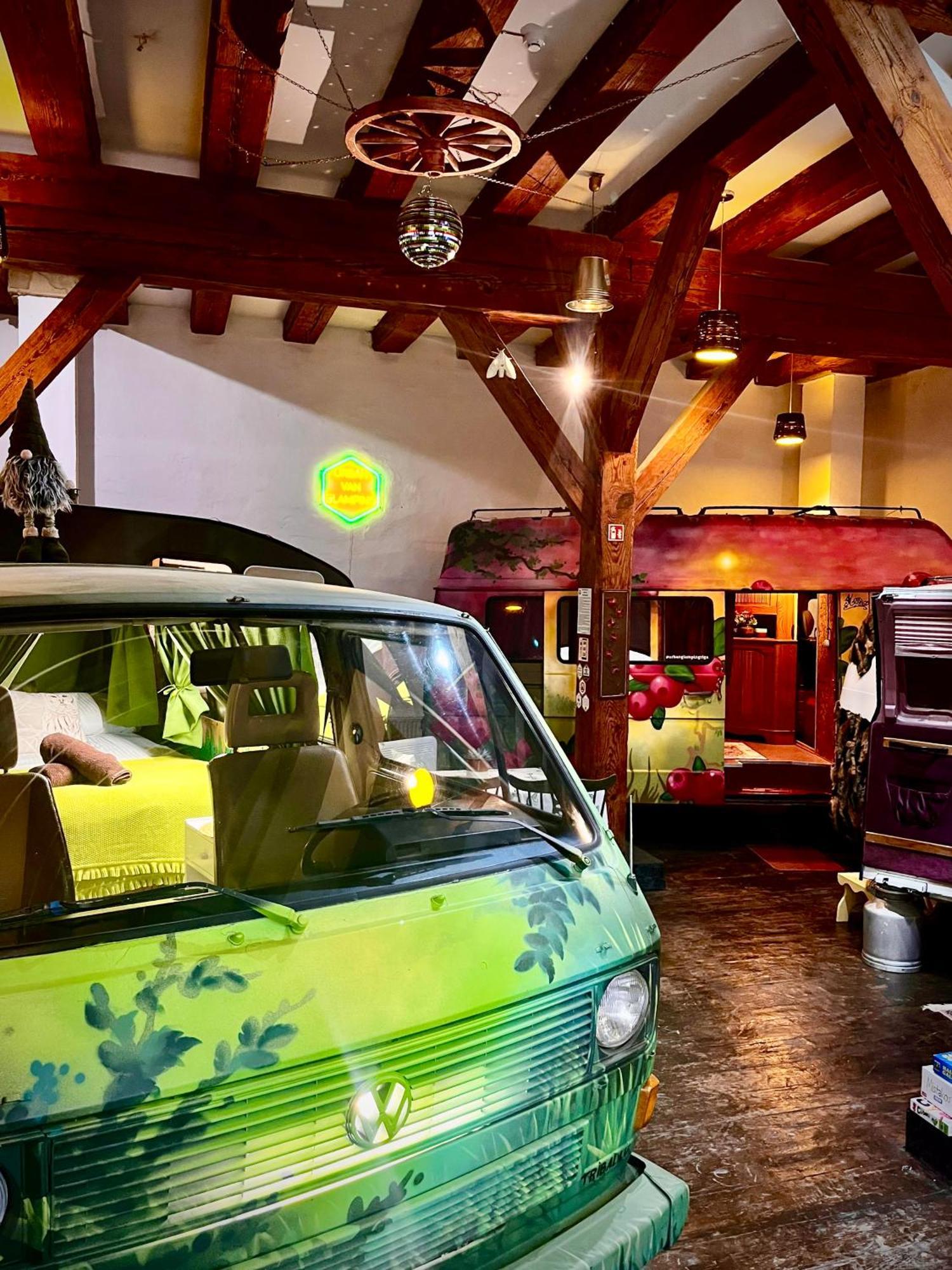 Urban Van Glamping Riga Ngoại thất bức ảnh