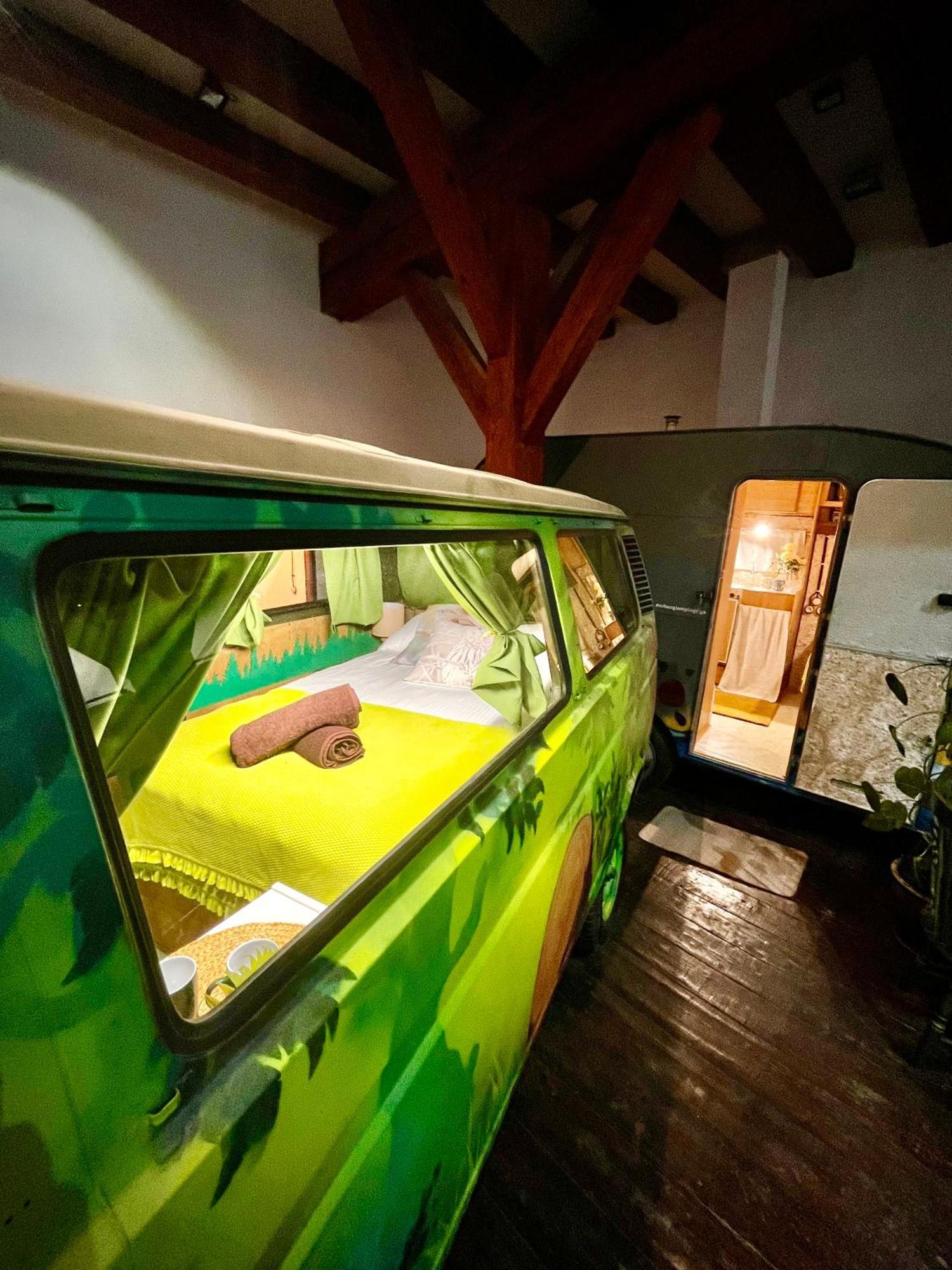 Urban Van Glamping Riga Ngoại thất bức ảnh