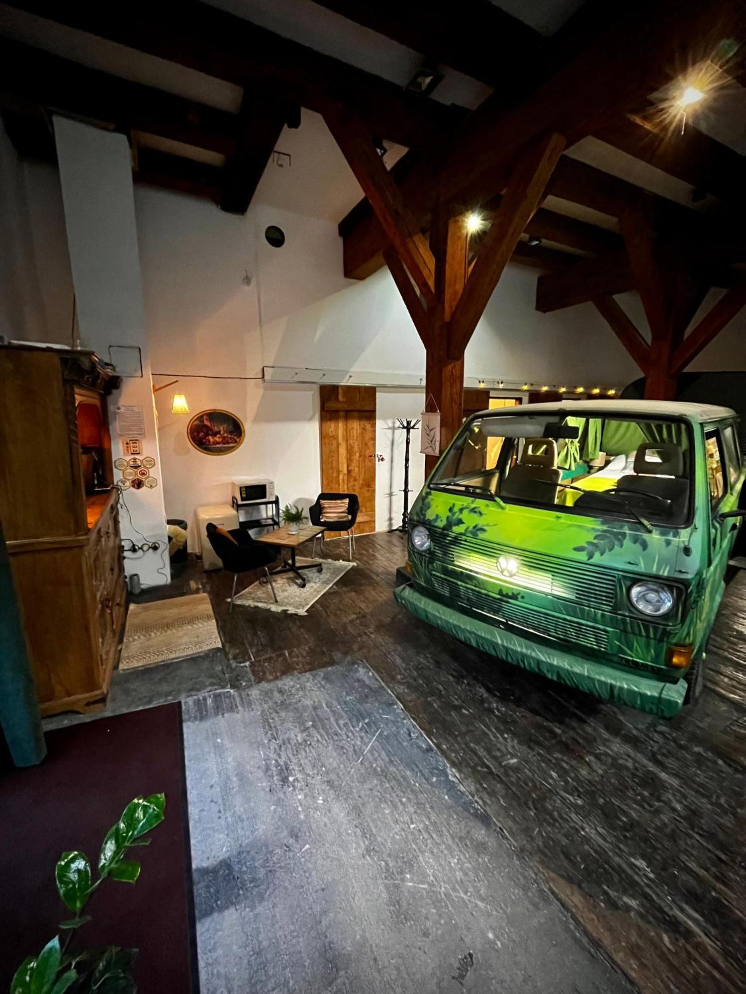 Urban Van Glamping Riga Ngoại thất bức ảnh