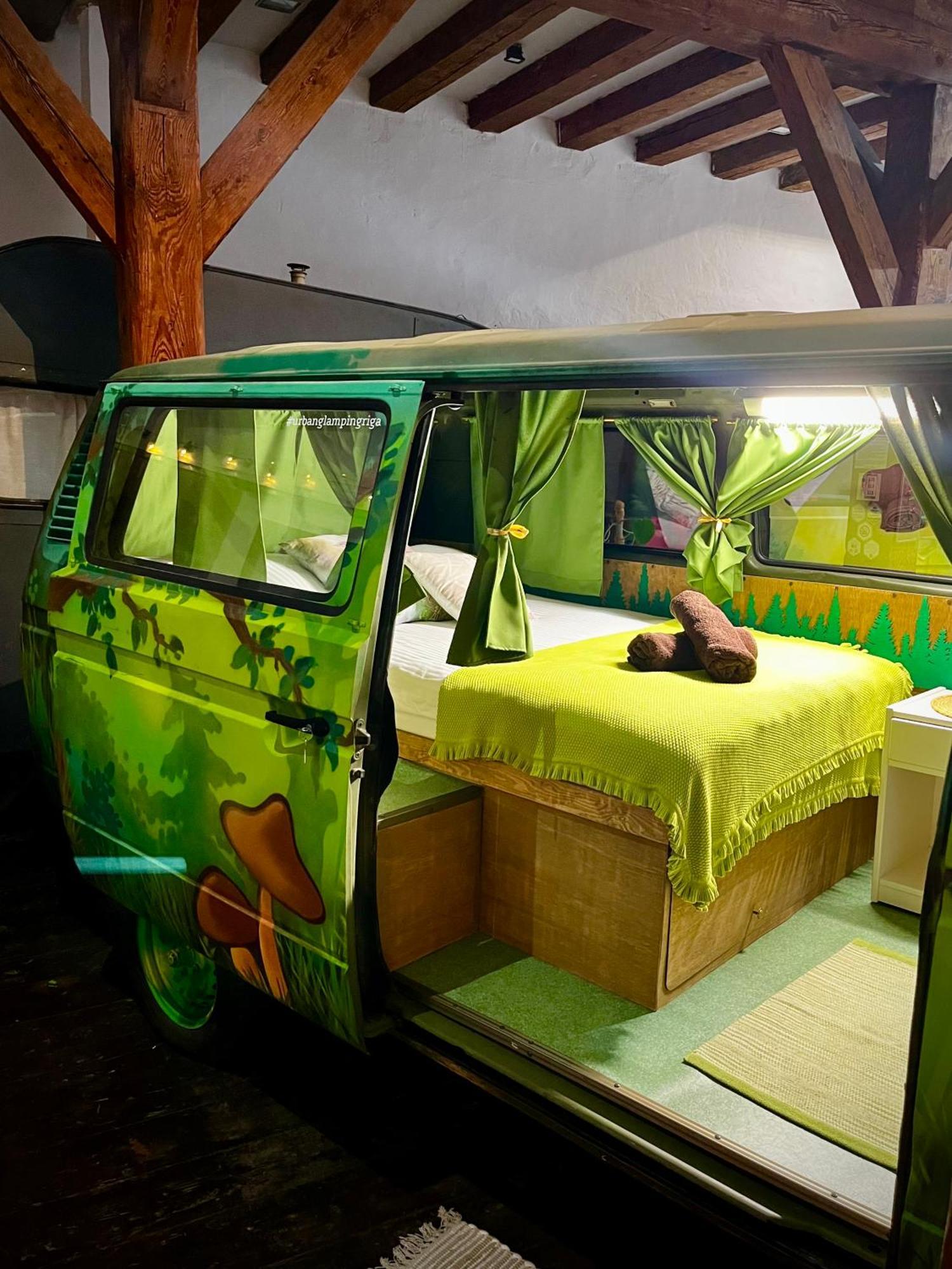 Urban Van Glamping Riga Ngoại thất bức ảnh