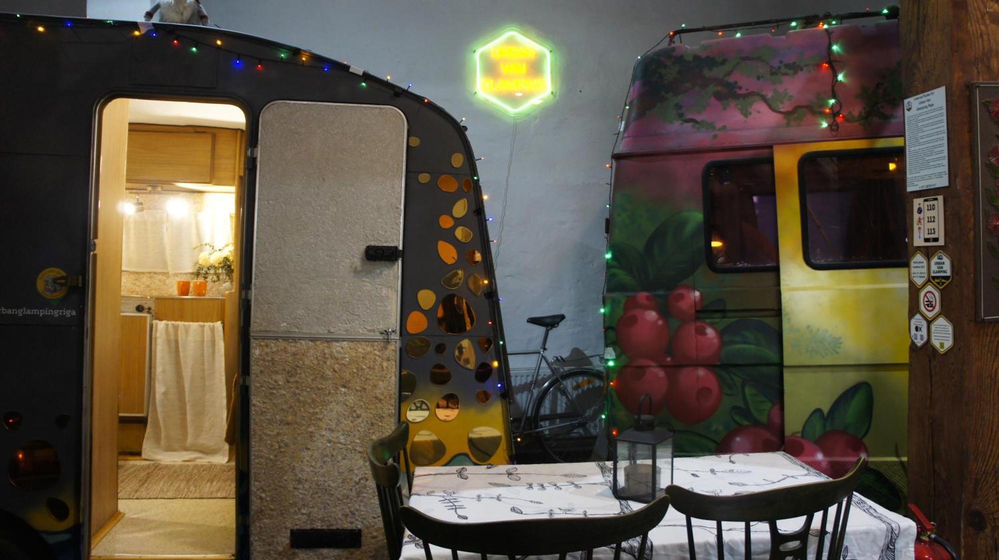 Urban Van Glamping Riga Ngoại thất bức ảnh