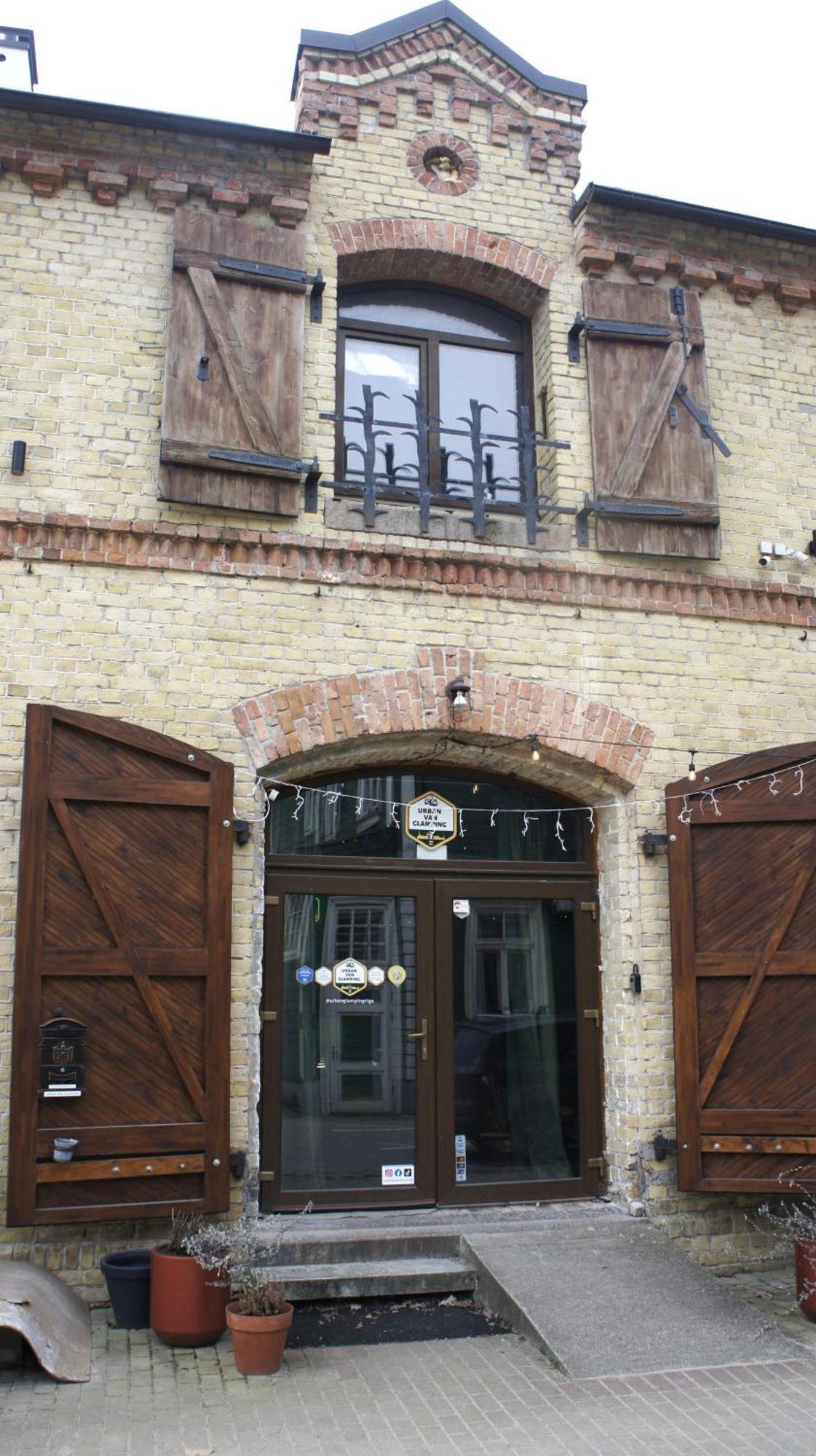 Urban Van Glamping Riga Ngoại thất bức ảnh