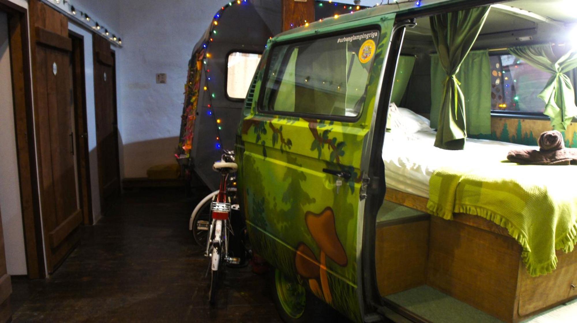 Urban Van Glamping Riga Ngoại thất bức ảnh
